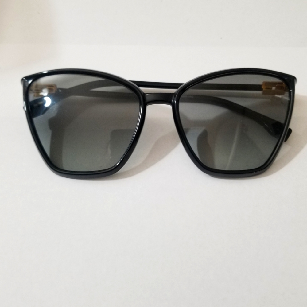 Fendi vintage Cat eye Sunglasses! - Picture 1 of 7